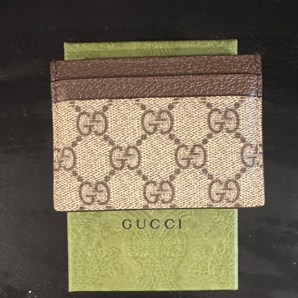 Gucci GG Supreme Brown and Green Card Holder - Picture 4 of 8